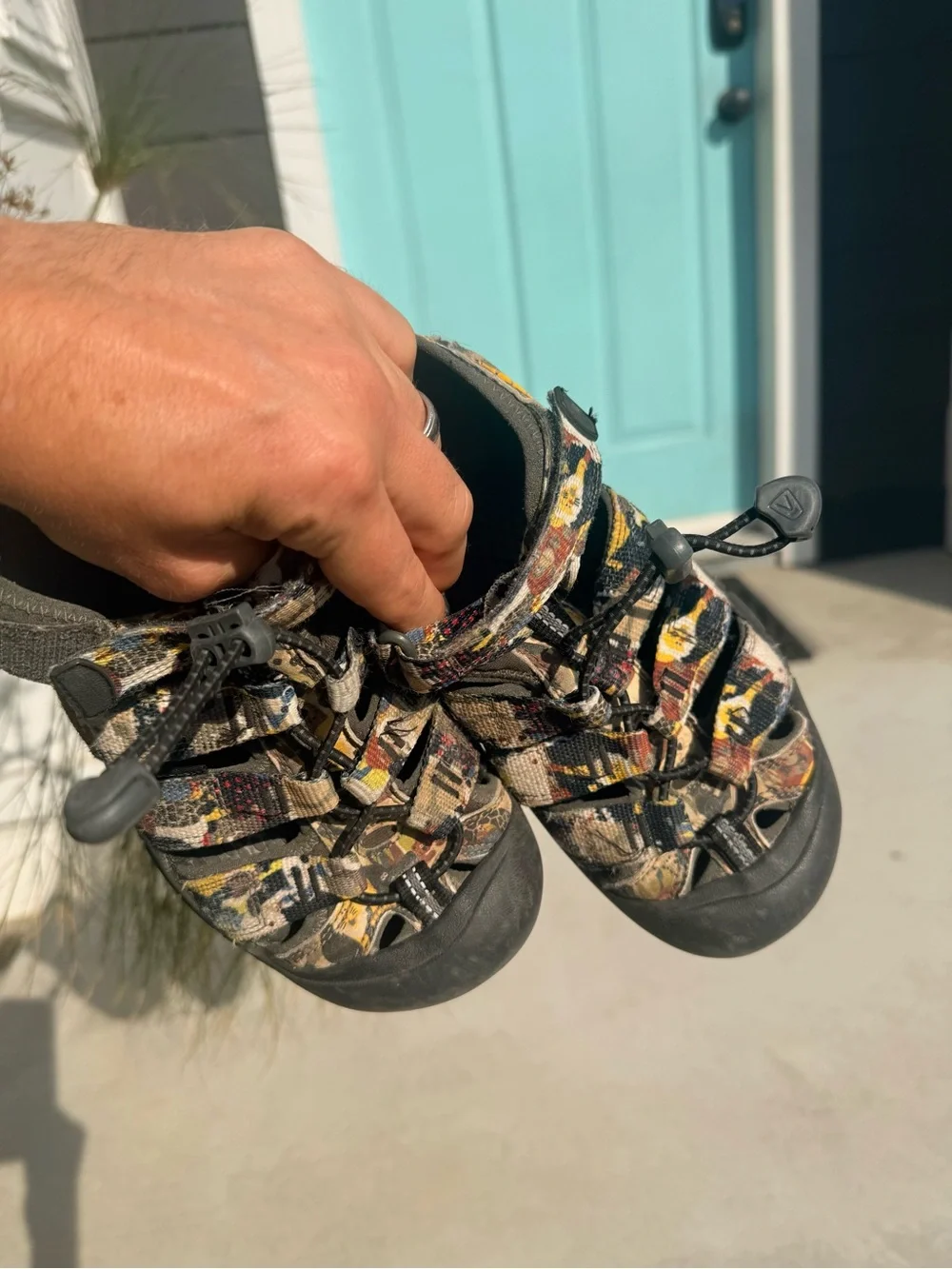 Keen durable outdoor